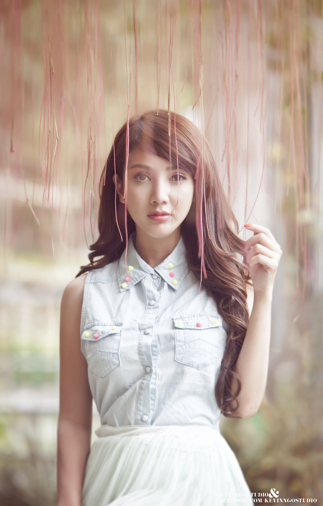美丽的小蜜桃在线观看完整版